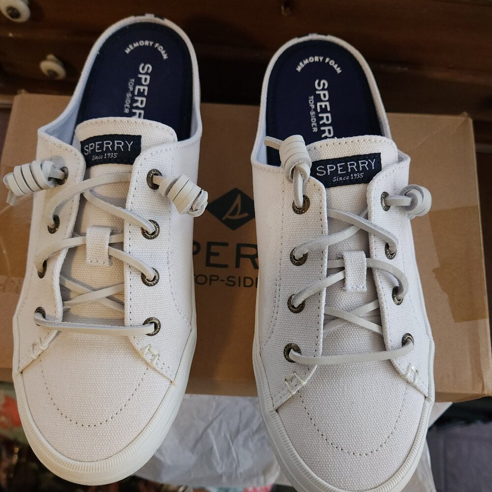 Women's size 9, Sperry Topsiders, Shoes Canvas